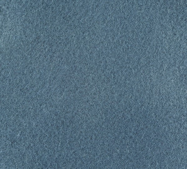 Coperta con tasca centrale